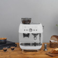 macchina caffe con macinacaffe bianco lucido composizione