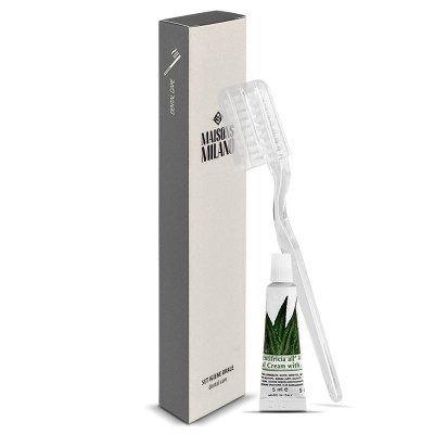 kit igiene orale con logo hotel 