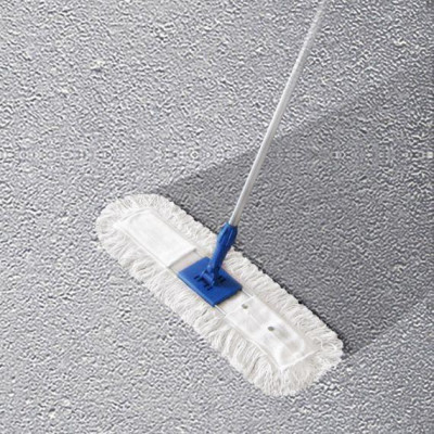 SCOPA A FRANGE   in cotone bianco oppure blu