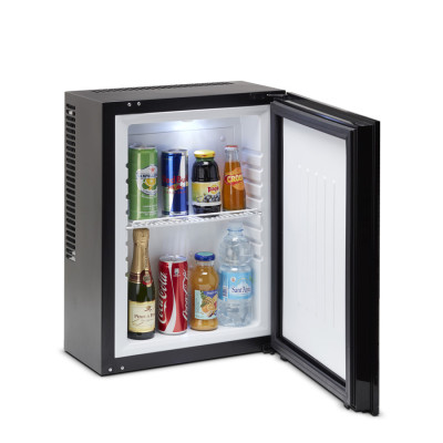 minibar hotel parete sospeso aperto