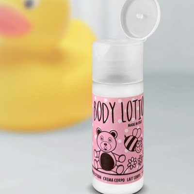crema-corpo-bambini-hotel