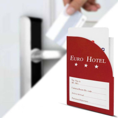 PORTASCHEDA-HOTEL-CARTONCINO